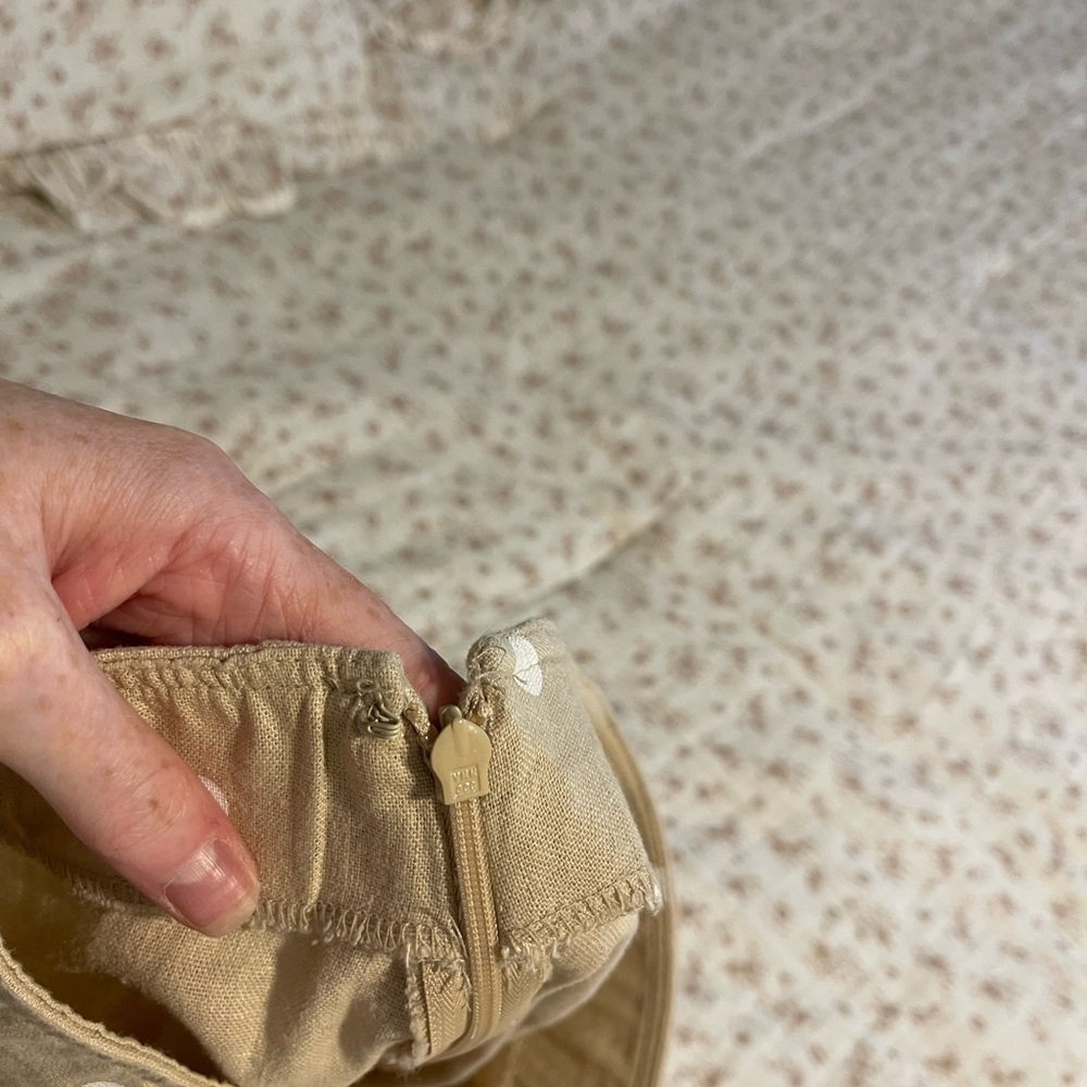 Old Navy Tan & White polka dot Mini Skirt - Picture 3 of 6